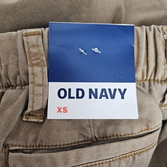 Old Navy Easy Chino Pants Khaki Mid Rise Stretch Waist Straight Cuffed XS - Picture 3 of 6